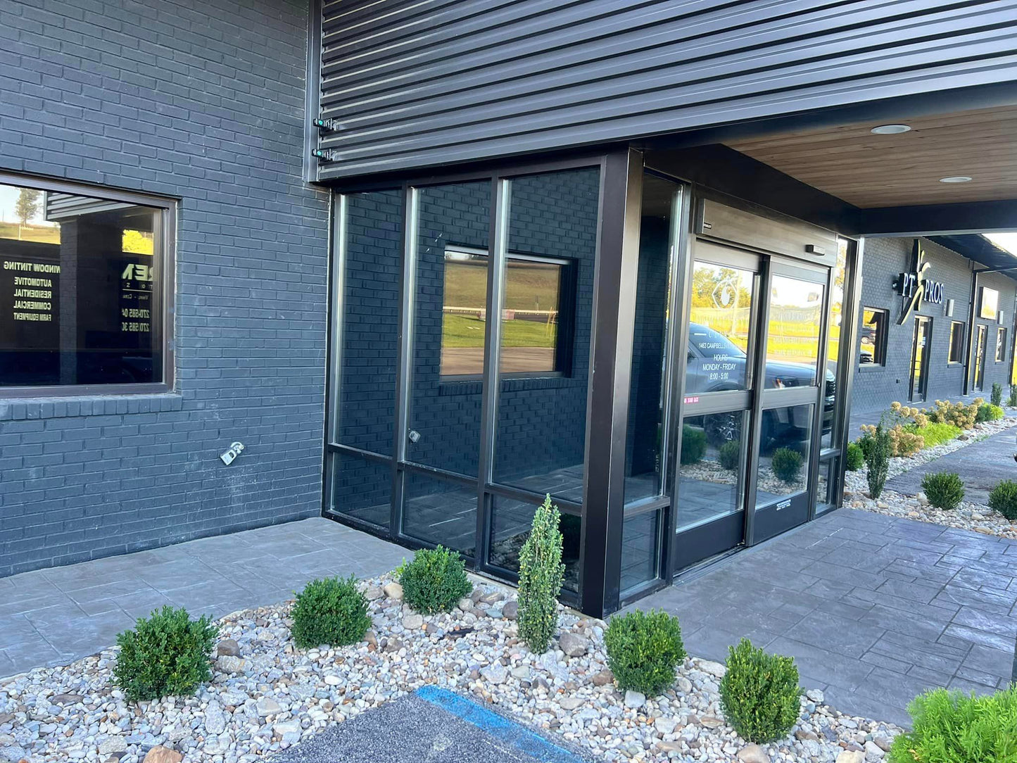 Residential/Commercial Window Tint